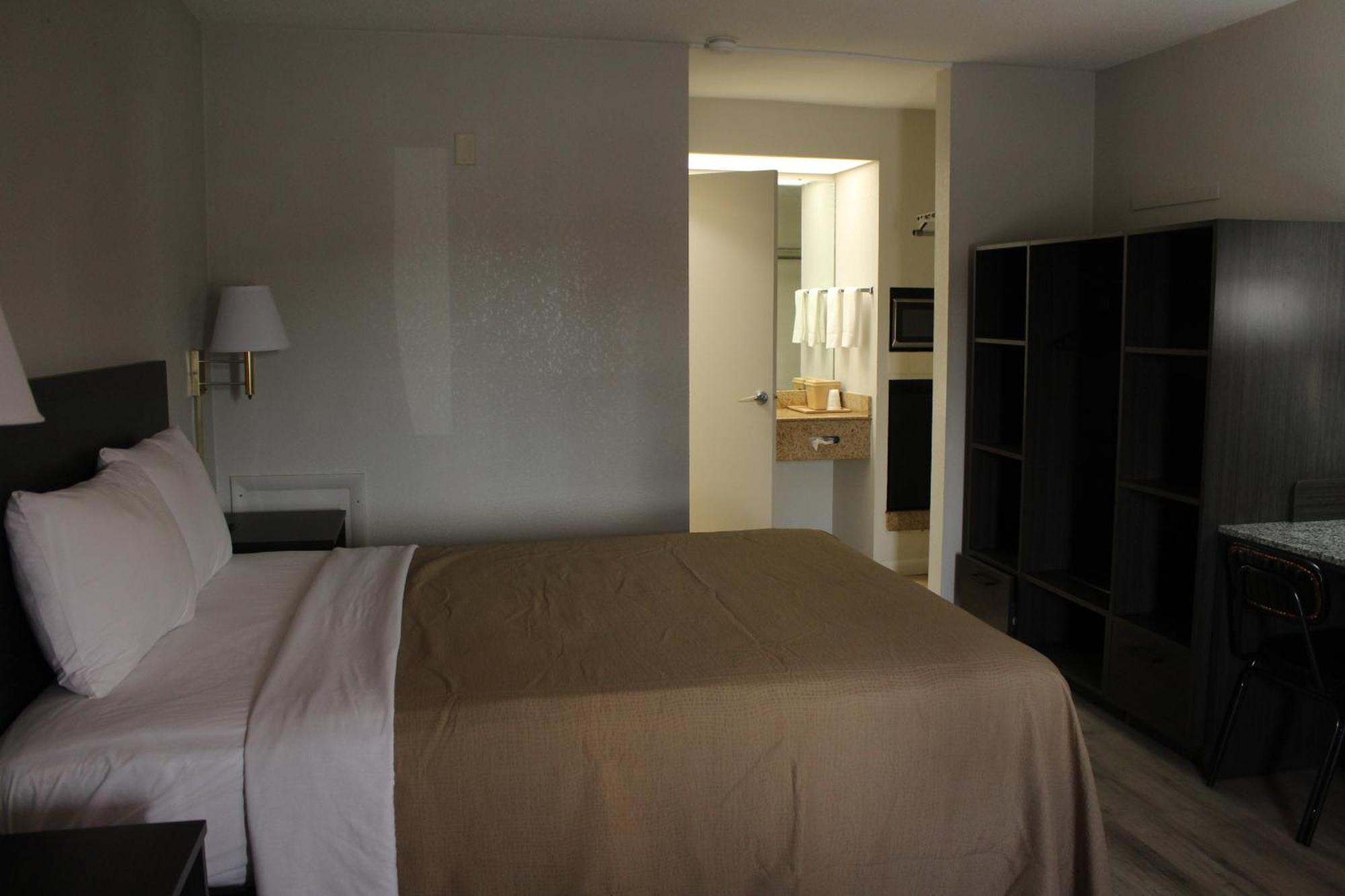 Vip Inn And Suites 헌츠빌 외부 사진