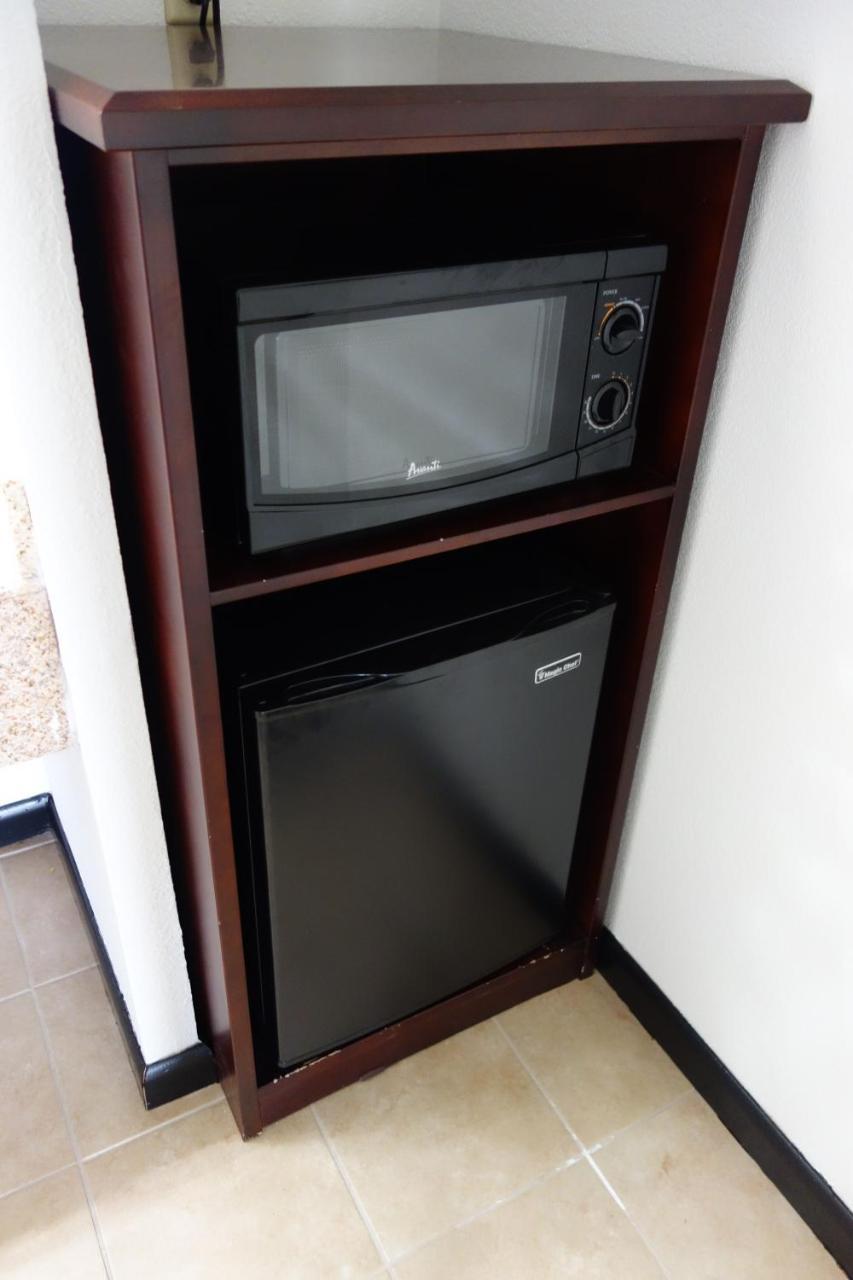 Vip Inn And Suites 헌츠빌 외부 사진